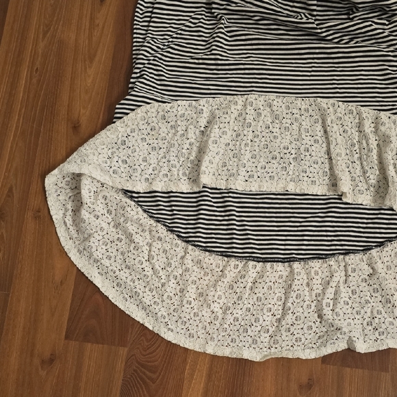 Roxy Black and White Striped Top - Picture 4 of 5